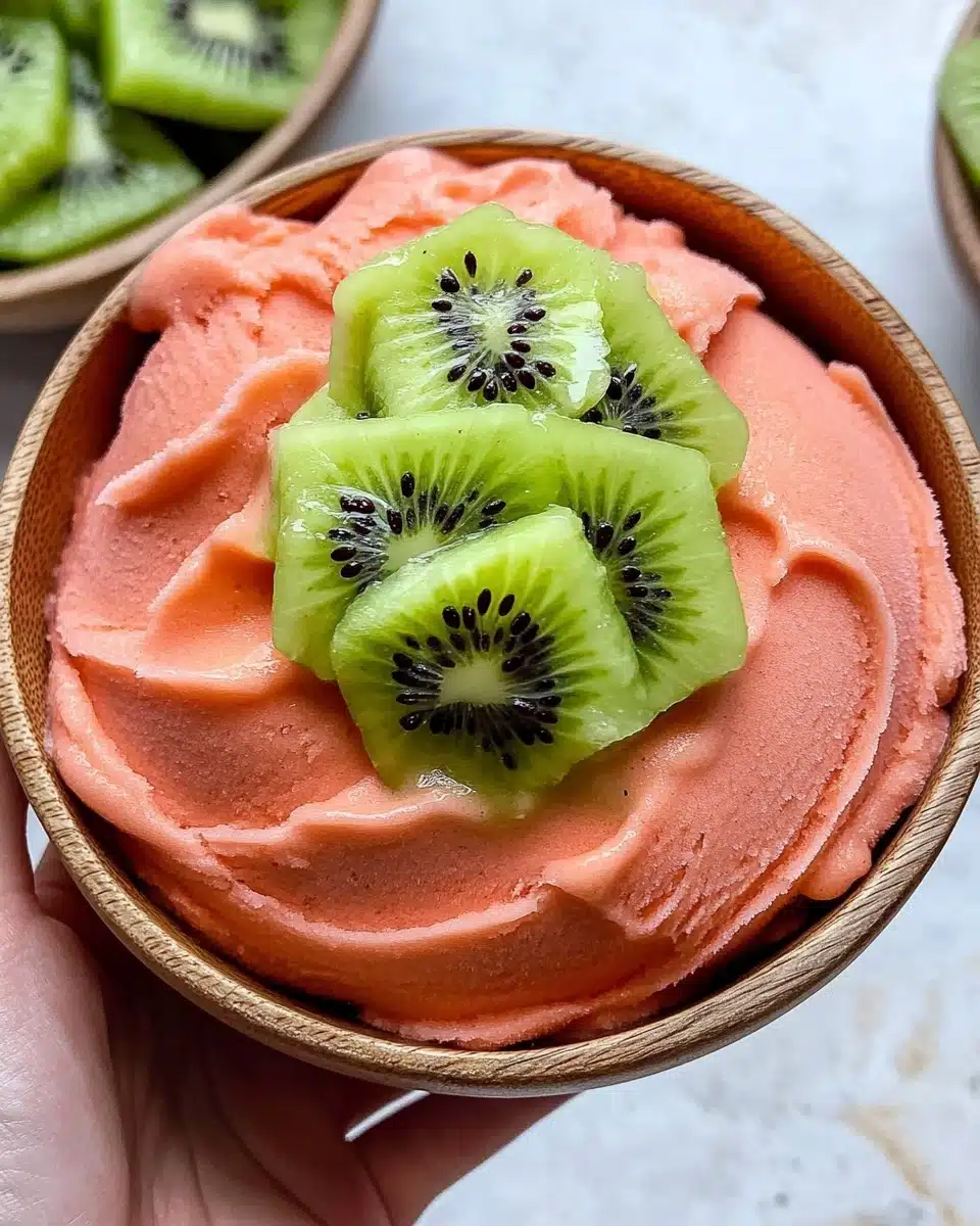 Super Thick Smoothie Bowl Recipe 4 Super Thick Smoothie Bowl Recipe - Recipe Image