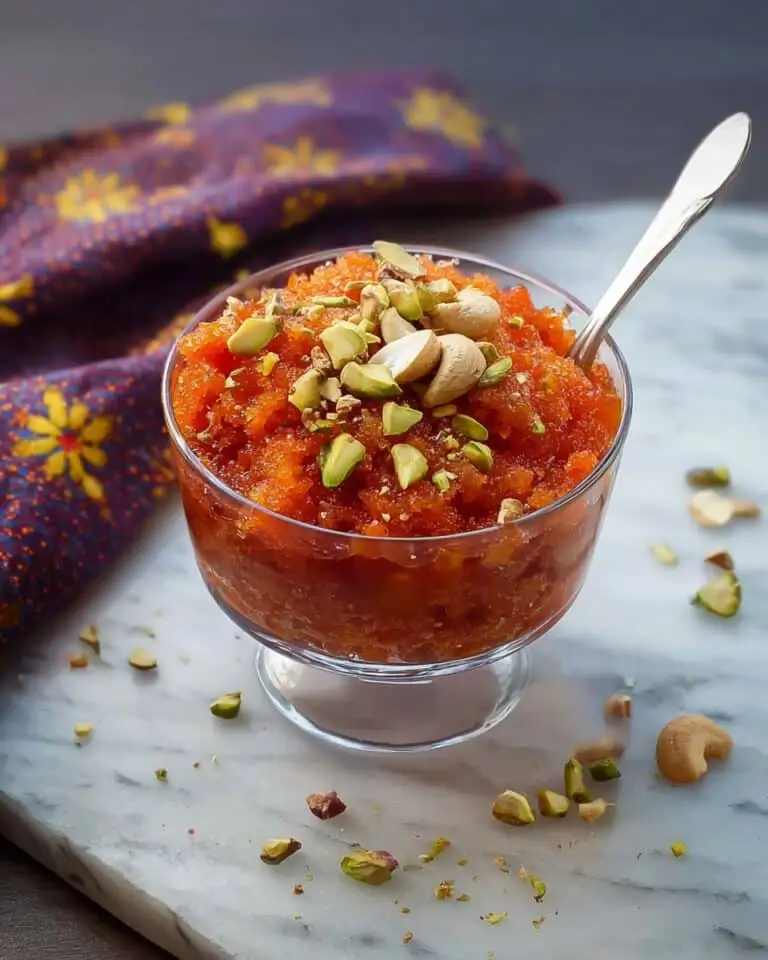 Gajar Ka Halwa (Carrot Pudding) Recipe