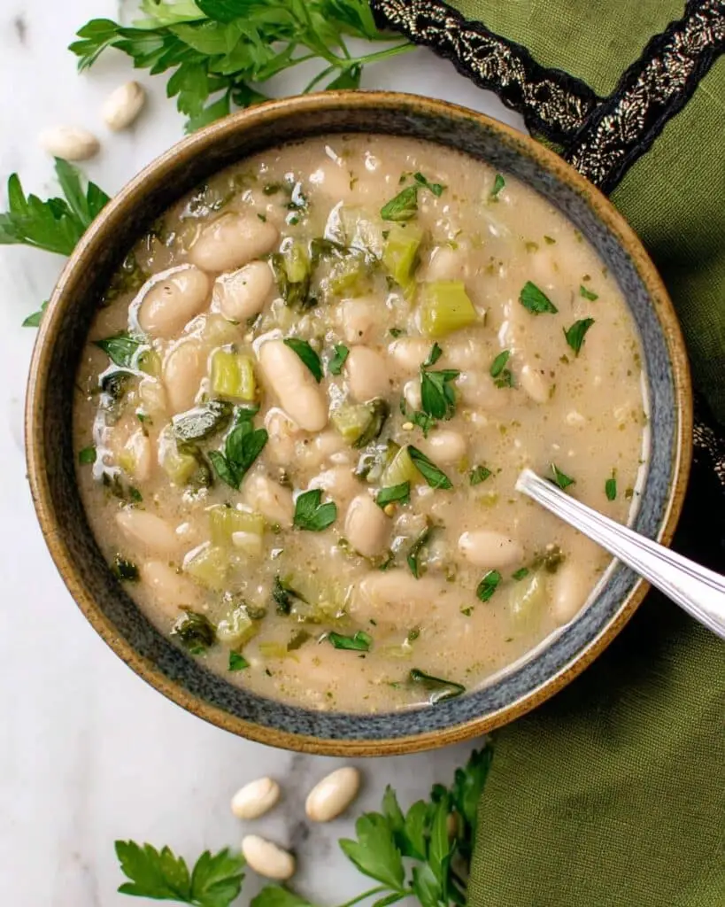 Garlicky White Bean Soup Recipe