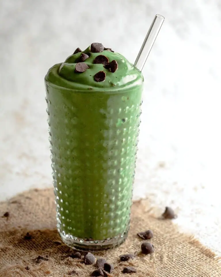 Mint Chip Superfood Smoothie Recipe