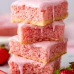 Easy Strawberry Brownies Recipe